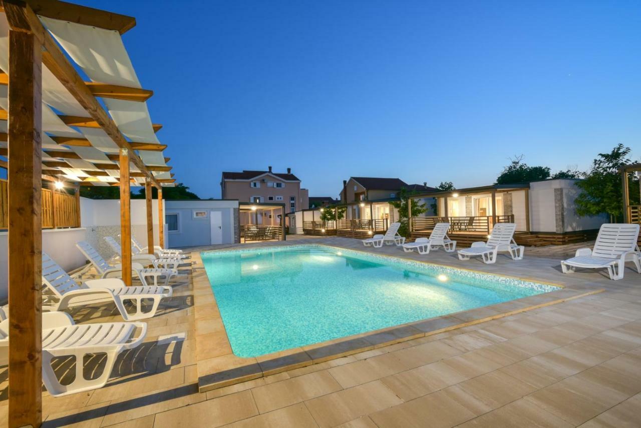 Bungalov Medanic - Private Pool Privlaka  Exterior photo